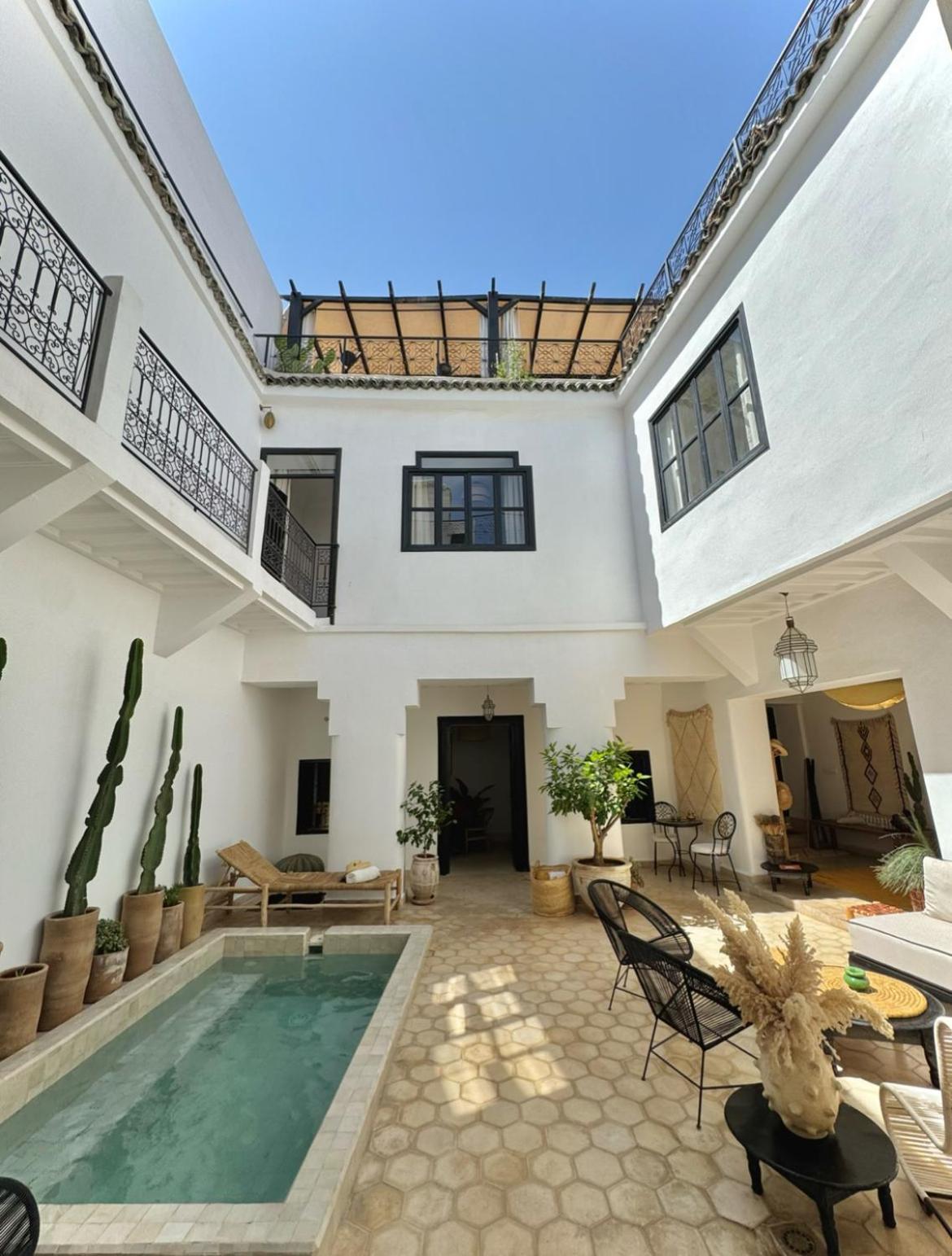 Riad 27 & Spa Entierement Privatise Marrakesh Exterior photo